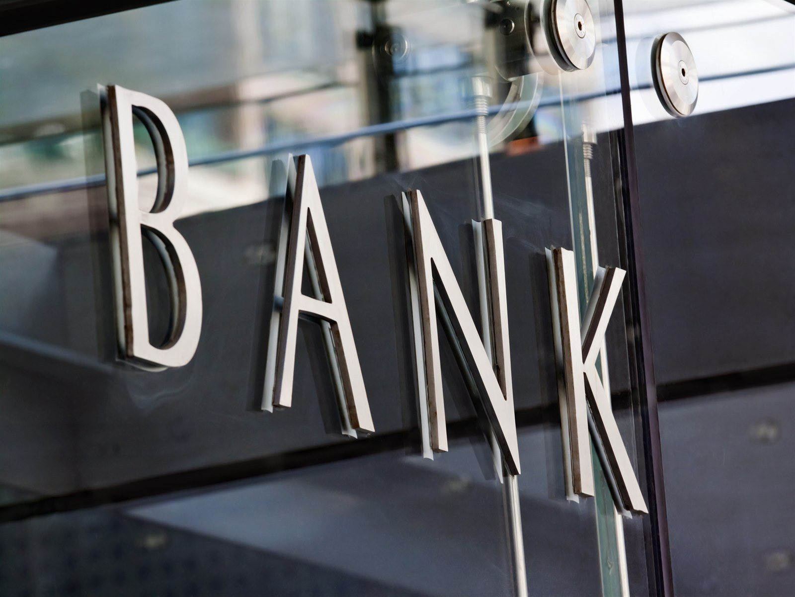 7 Facts the Banks Don’t Want You To Know